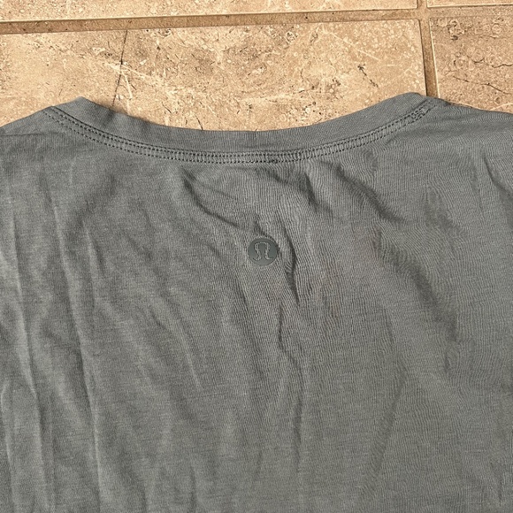 Lululemon Brunswick Muscle Tank - Picture 7 of 7
